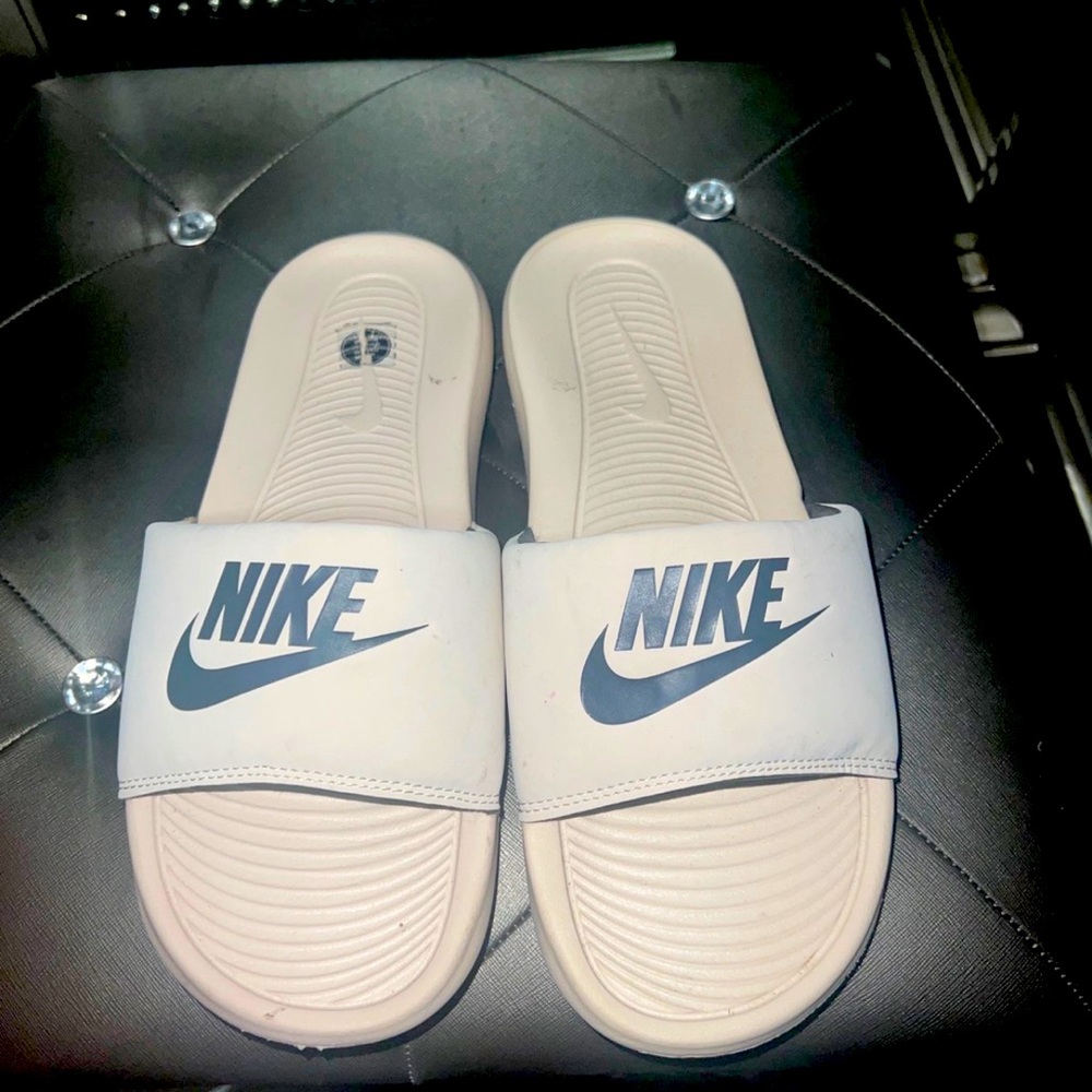 Nike slides womens